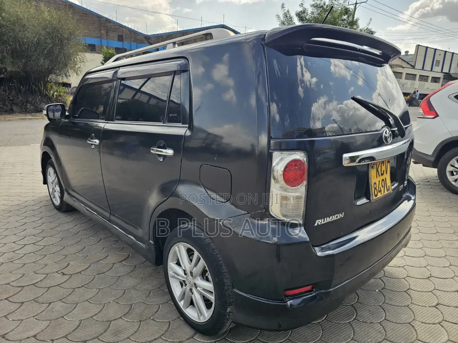 Toyota Corolla Rumion 2012 Black
