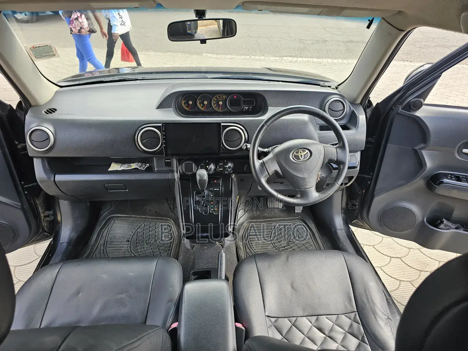 Toyota Corolla Rumion 2012 Black