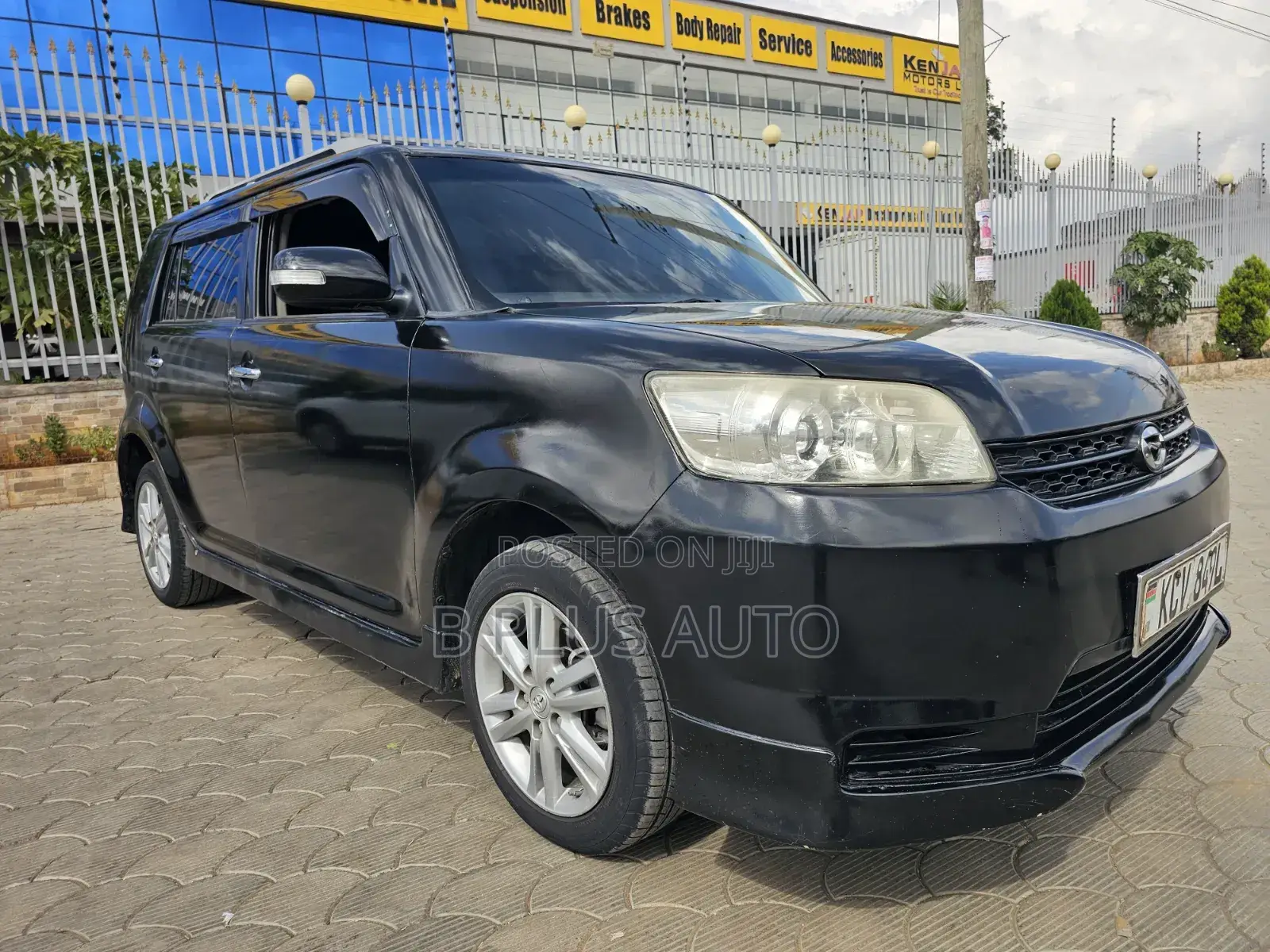 Toyota Corolla Rumion 2012 Black