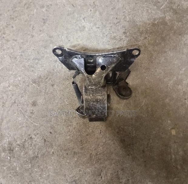 Gearbox Mounting Nissan Serena Old Model