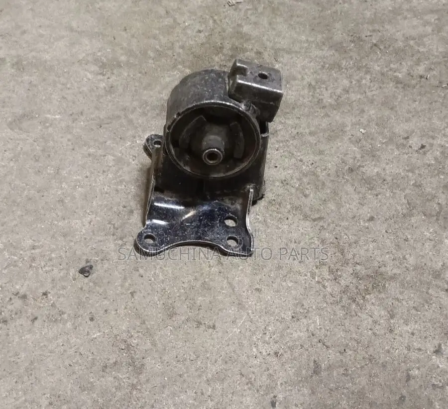 Gearbox Mounting Nissan Xtrail