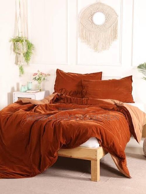 Bright Orange Cozy Velvet Duvet for Modern Decor