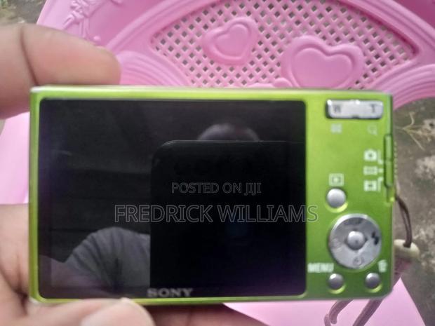 Sony Digital Camera - thumbnail 2