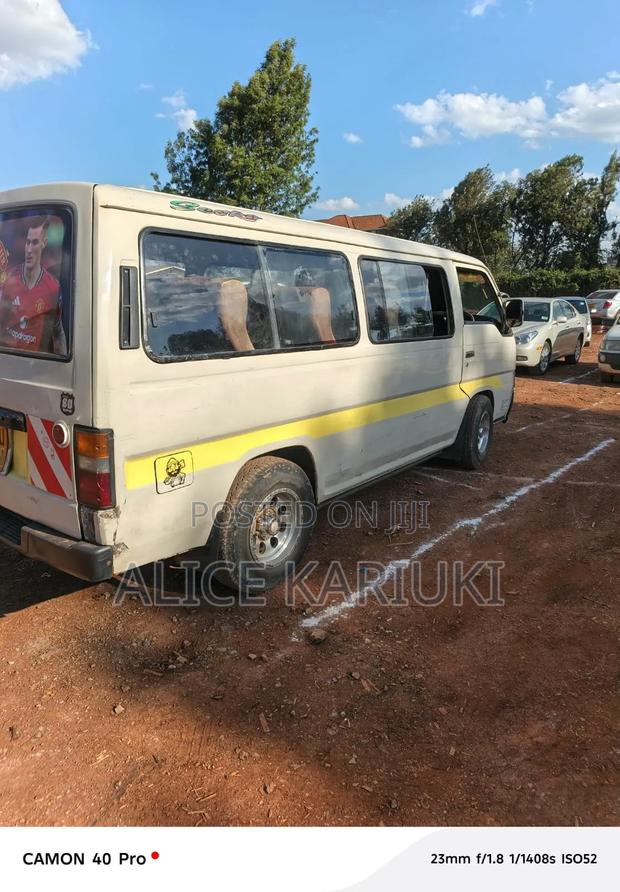 Nissan Caravan (Urvan) 2012 White