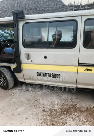 Nissan Caravan (Urvan) 2012 White