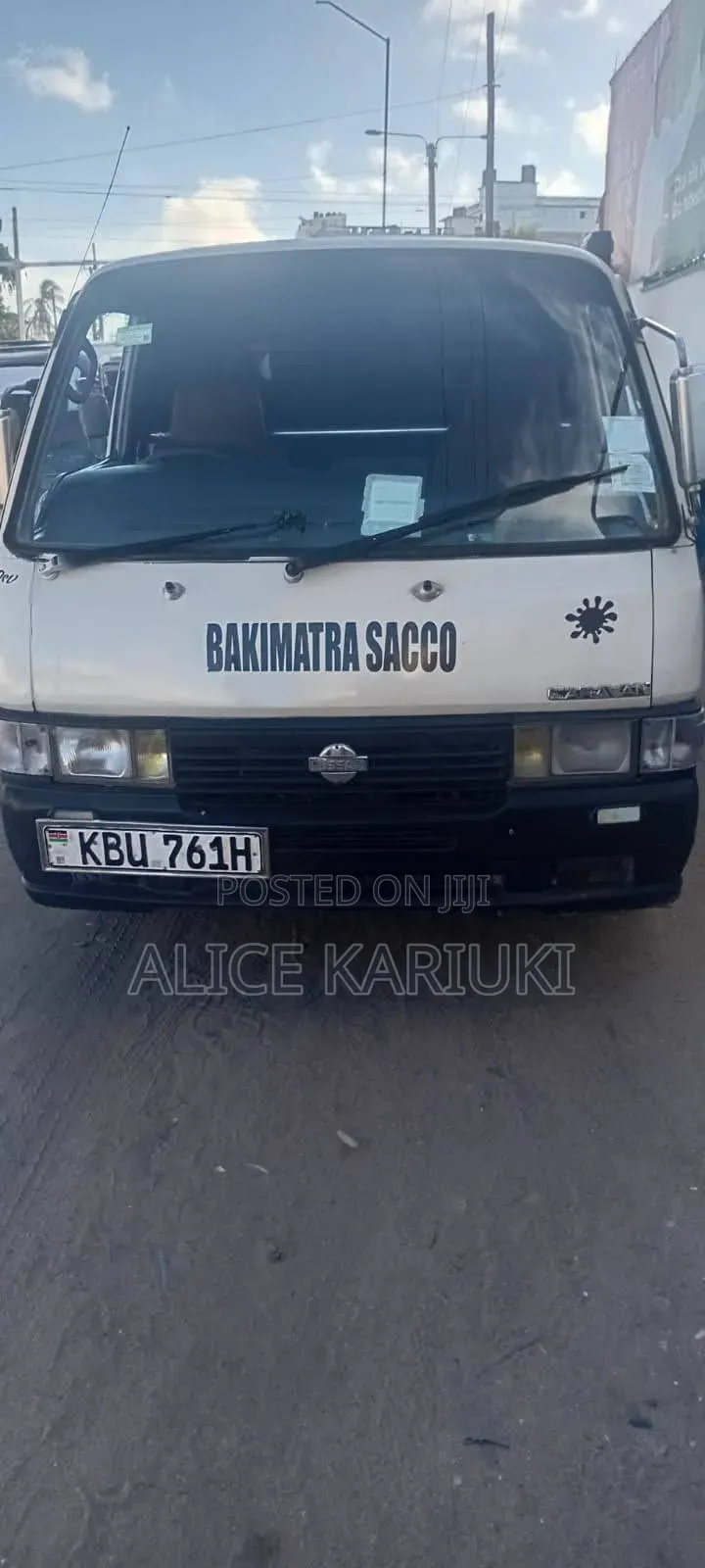 Nissan Caravan (Urvan) 2012 White