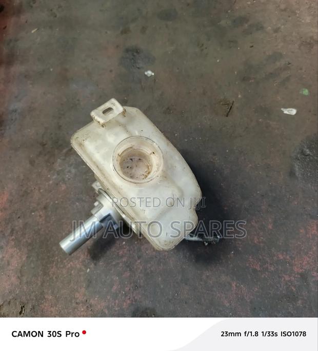 Brake Master Cylinder Toyota Hiace - thumbnail 2