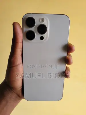 Apple iPhone 15 Pro Max 256 GB White
