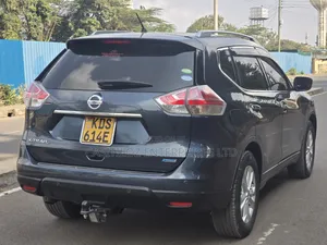 Nissan X-Trail 2016 Blue