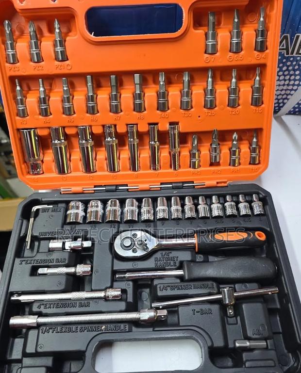 Affordable 53pcs Socket Wrench Kit