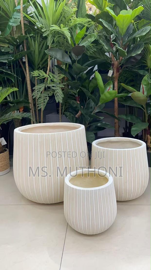 Ribbed Vertical Texture Ceramic Planters - main view