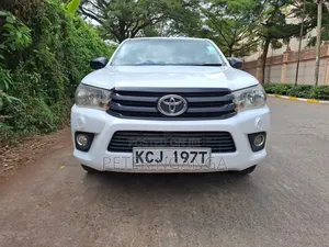 Toyota Hilux 2016 White
