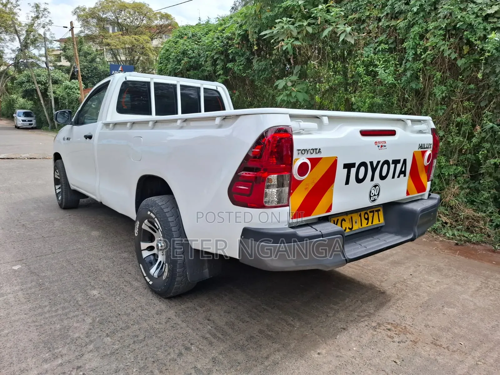 Toyota Hilux 2016 White