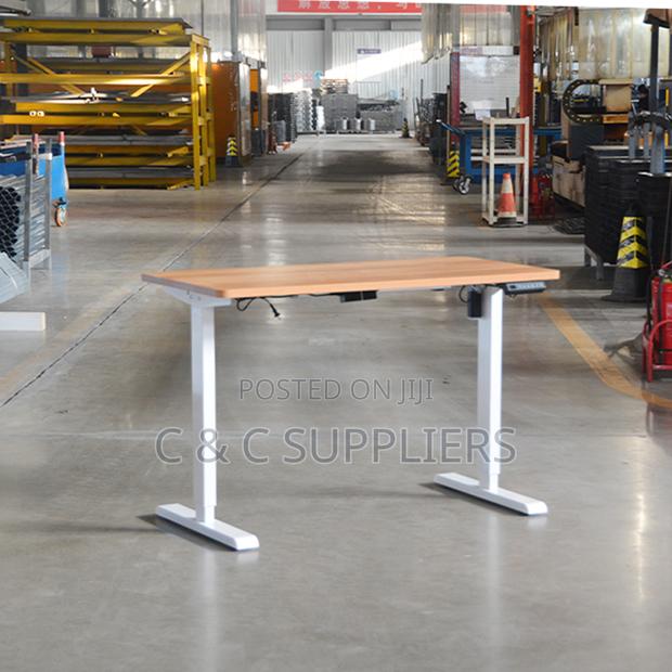 Electric Sit-Stand Desk - thumbnail 3