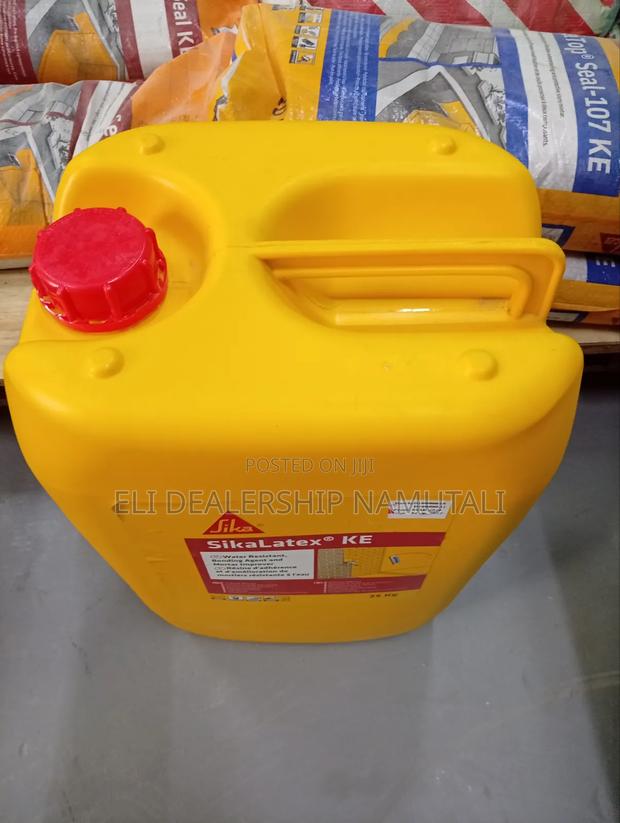 Sikalatex Ke Multi-Purpose Construction Admixture 25kg - thumbnail 2
