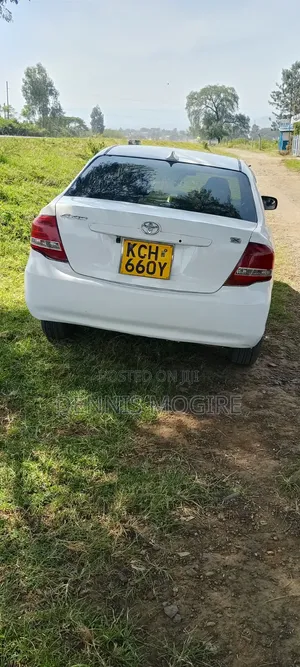 Toyota Axio 2009 White