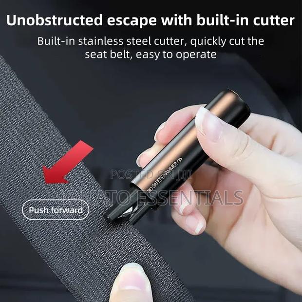 Car Emergency Window Glass Breaker and Safety Belt Cutter - thumbnail 3