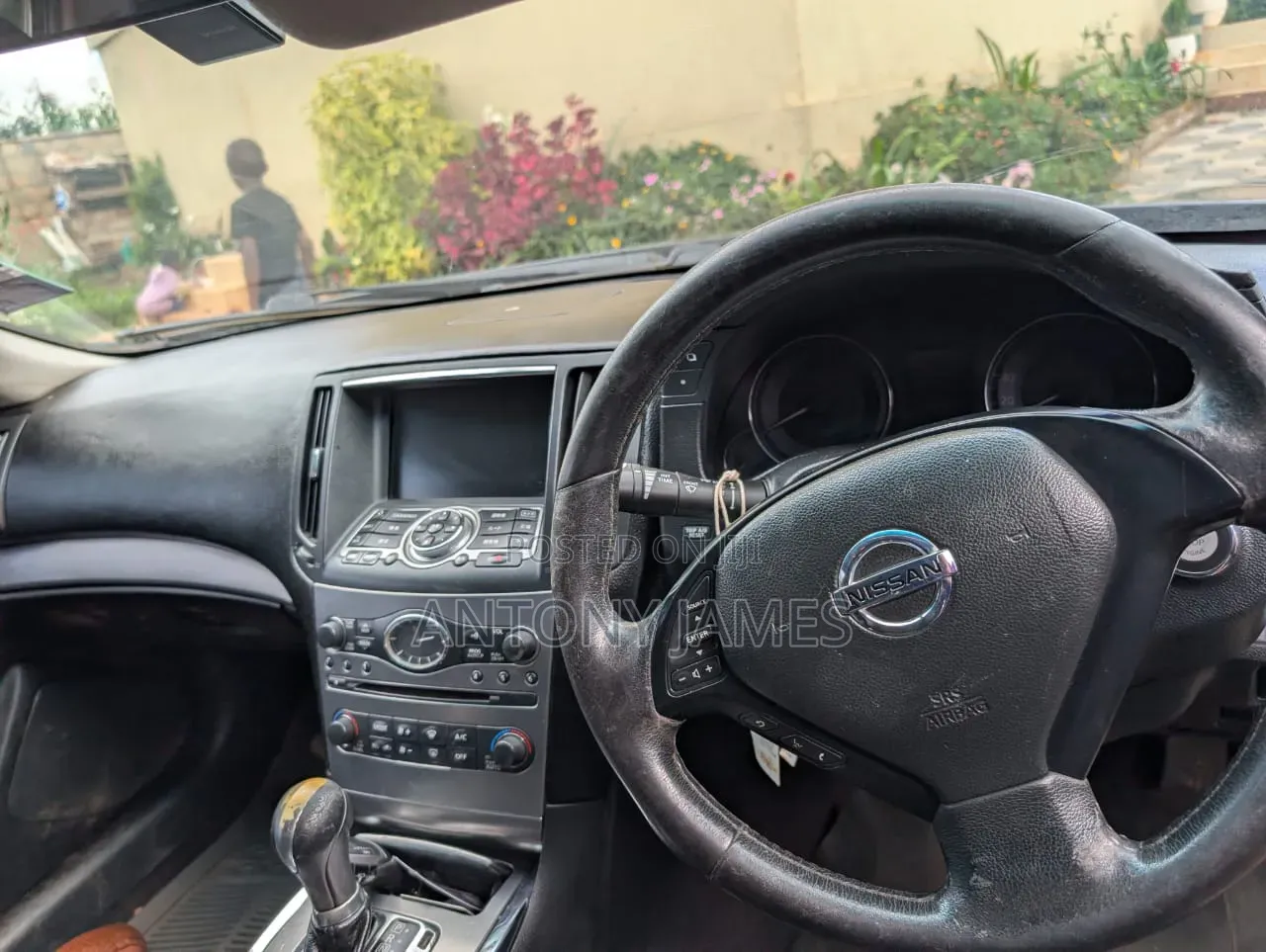 Nissan Skyline 2011 Gray