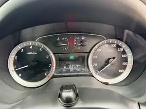 Nissan Sylphy 2016 Silver