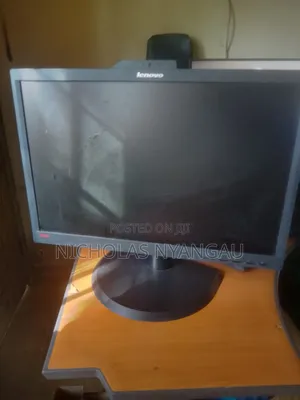 Lenovo Monitor 24 Inch
