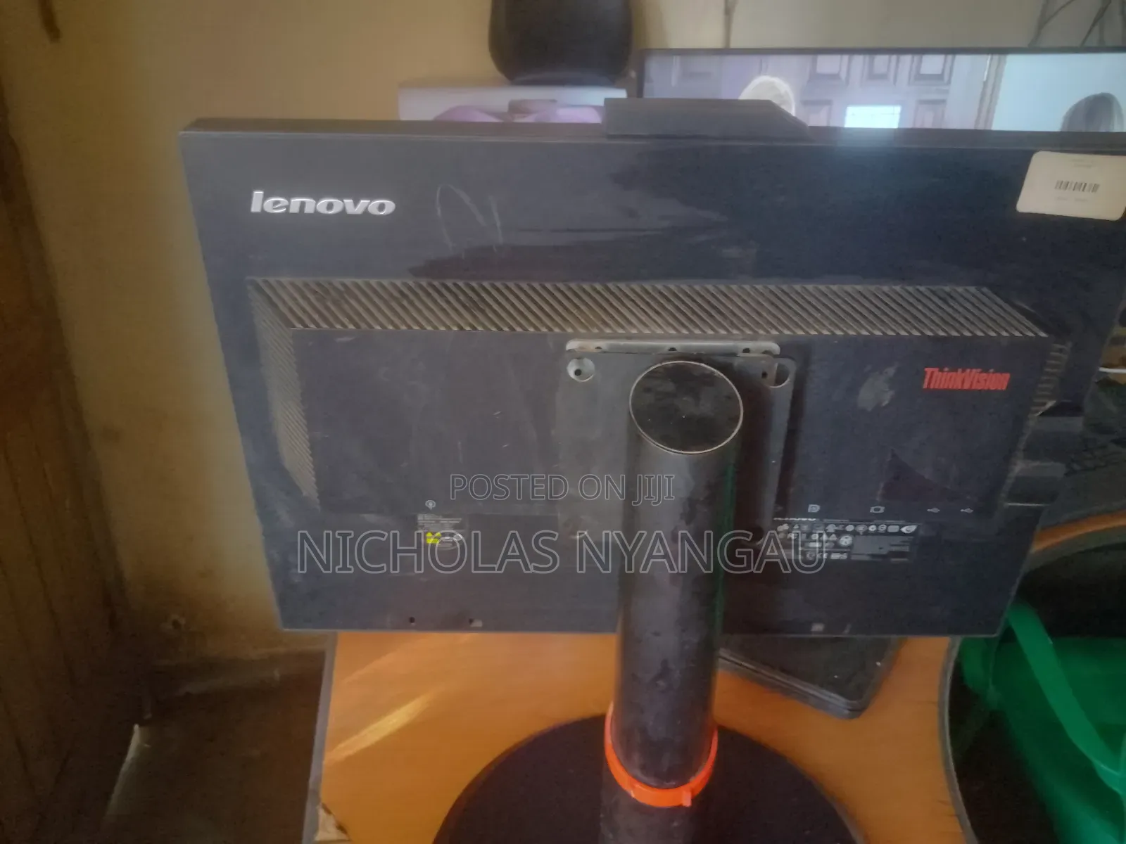 Lenovo Monitor 24 Inch