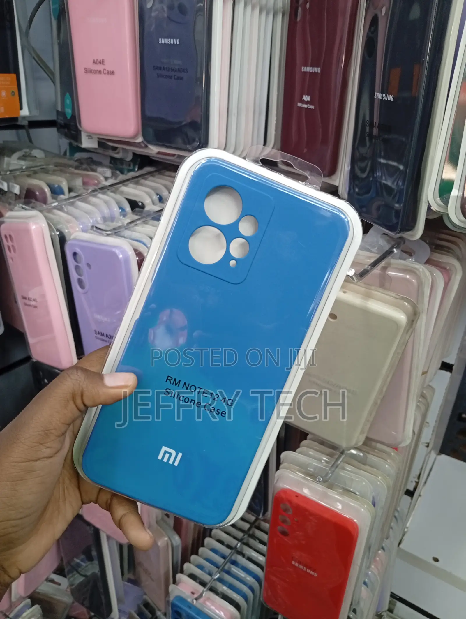 Xiaomi Redmi Note 12 4g, Custom-Molded Soft Silicone Build Cover