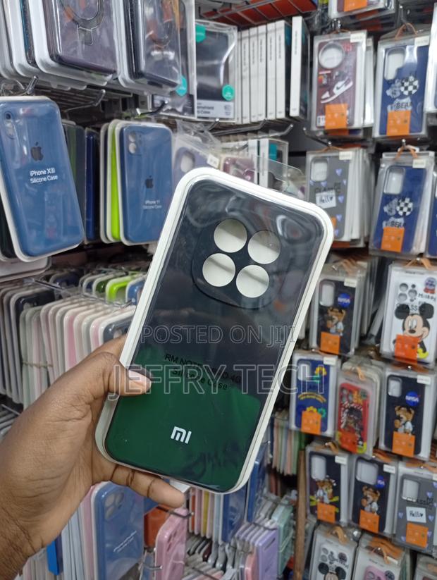 Xiaomi Redmi Note 15 Pro Dark-Colored, Soft-Touch Case - thumbnail 2