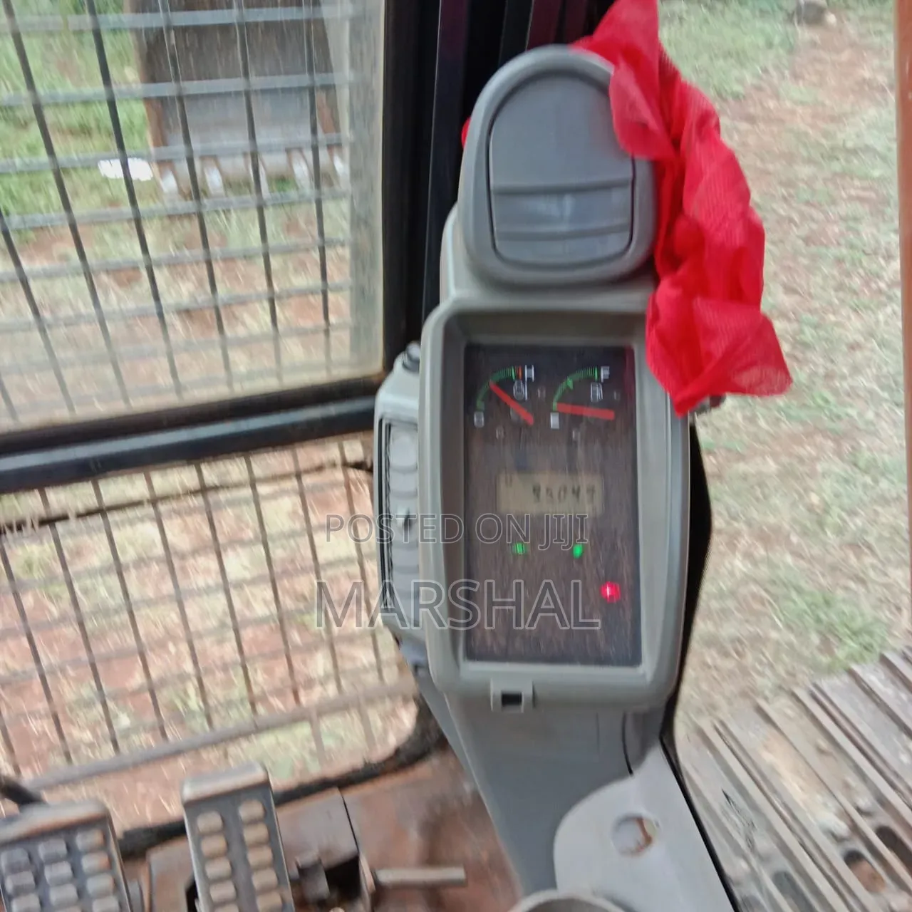 Hitachi Zaxis 220 Excavator