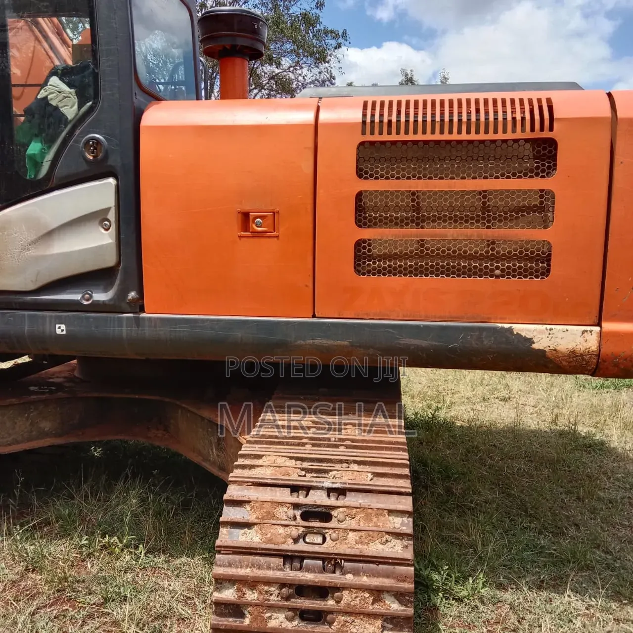 Hitachi Zaxis 220 Excavator