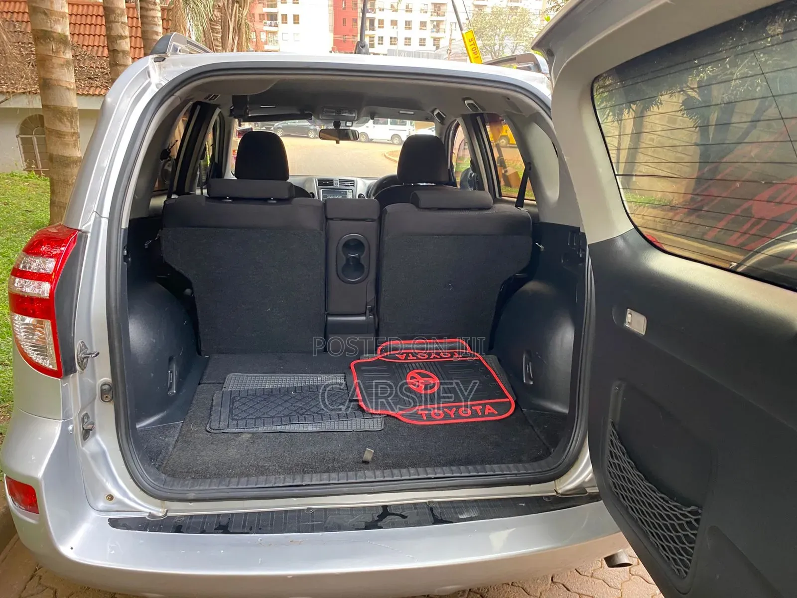 Toyota RAV4 2009 Silver