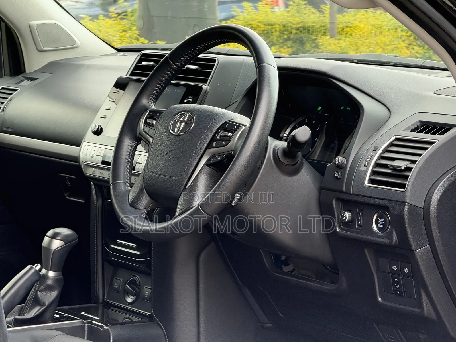 Toyota Land Cruiser Prado 2.7 2021 Black