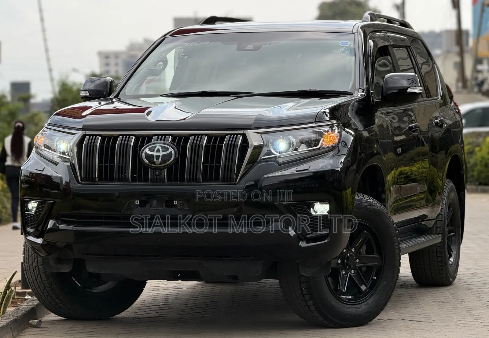 Toyota Land Cruiser Prado 2.7 2021 Black