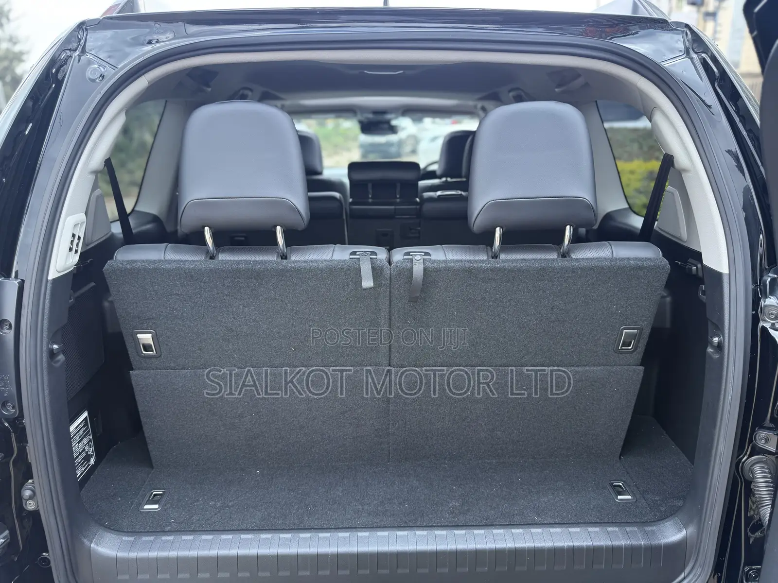 Toyota Land Cruiser Prado 2.7 2021 Black