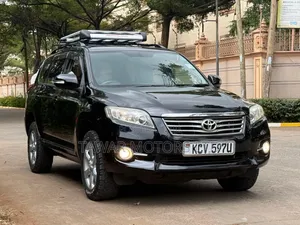 Toyota Vanguard 2013