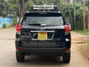 Toyota Vanguard 2013
