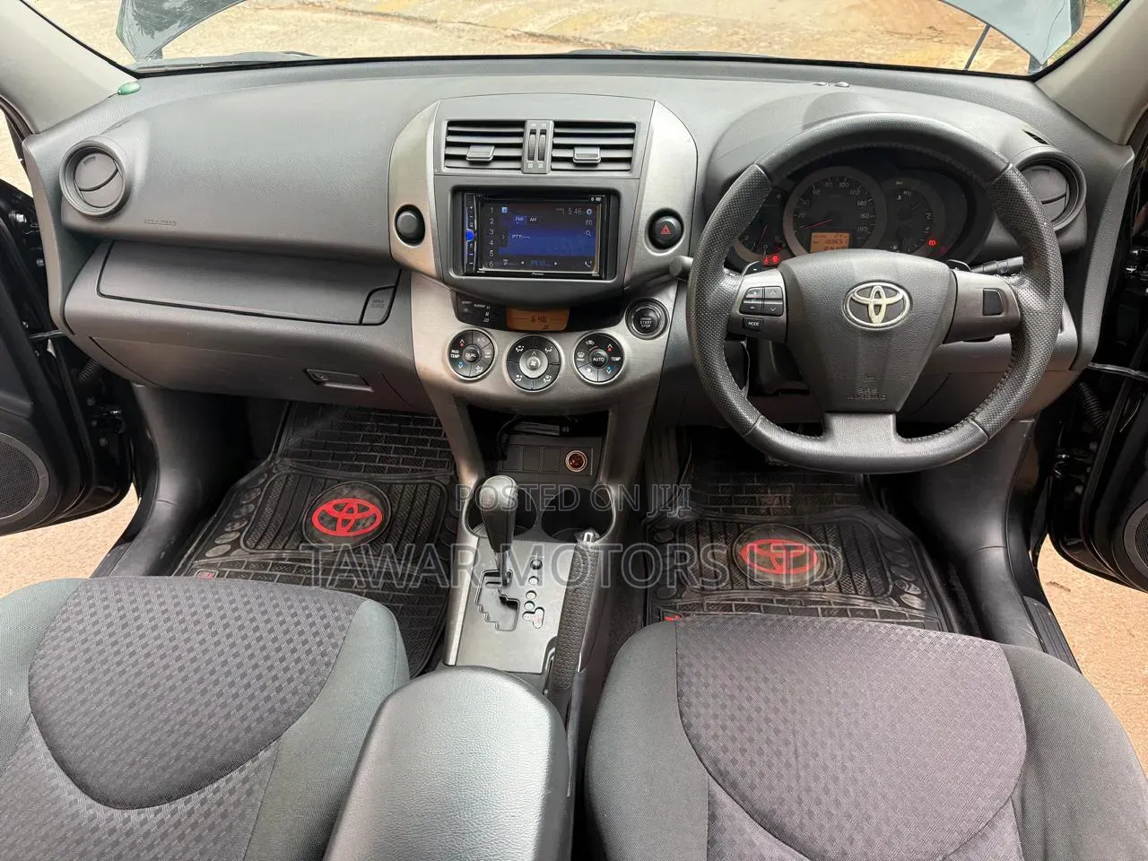 Toyota Vanguard 2013