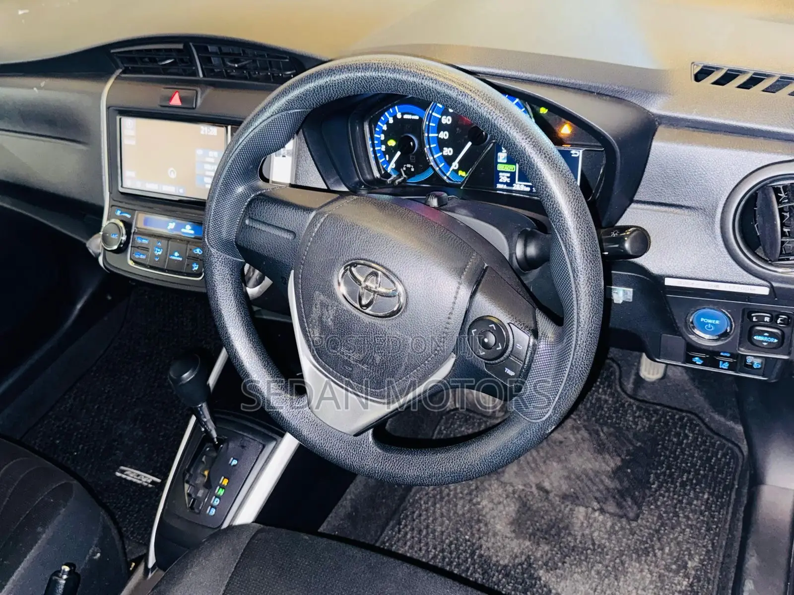Toyota Corolla Fielder 2019 Gray