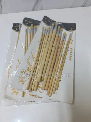 Paint and Art Brushes on Sale