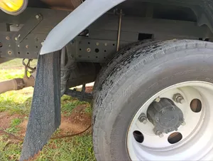 Isuzu Elf 3000kgs With Front/ Rear Leaf Springs