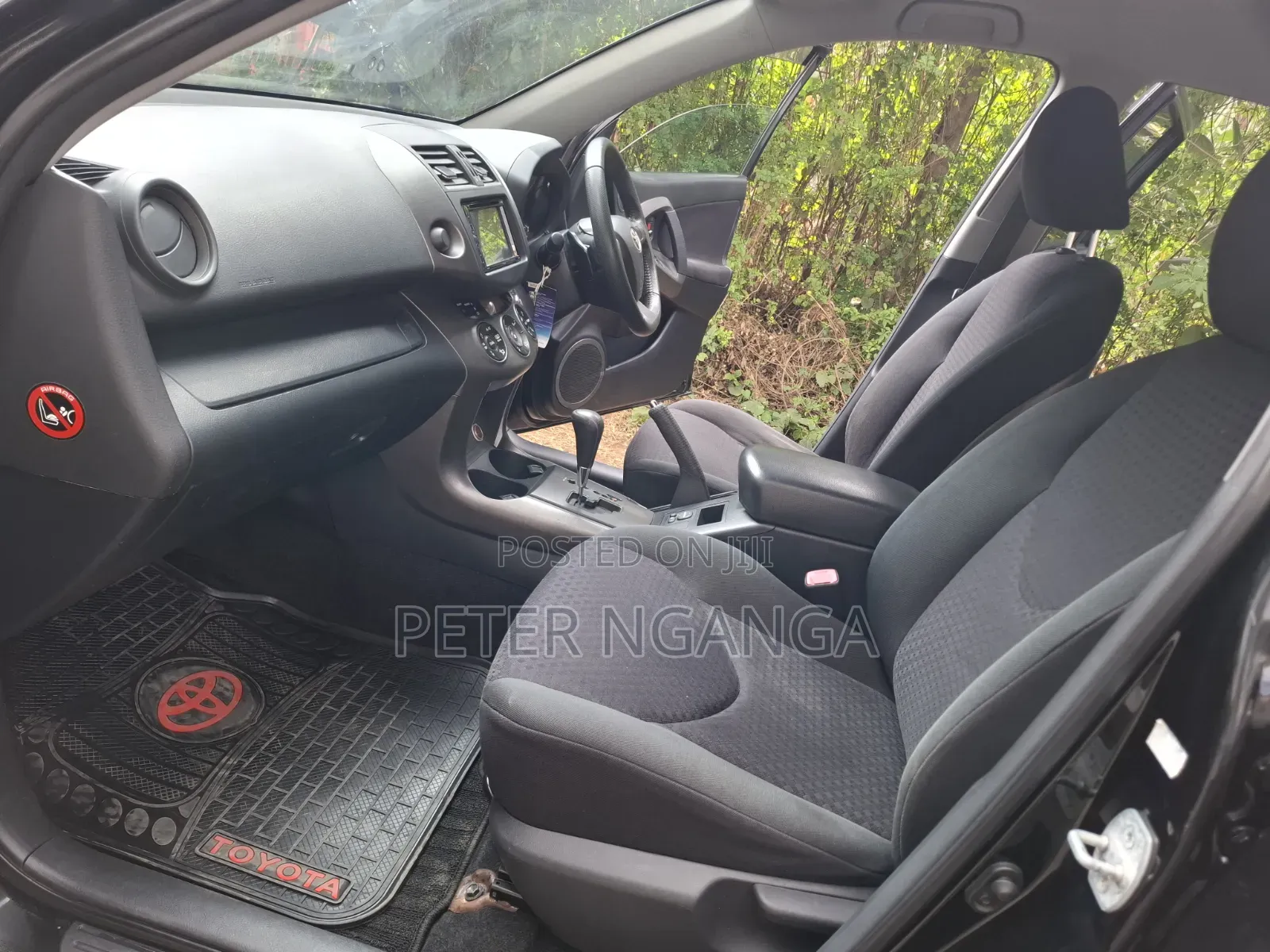 Toyota Vanguard 2012 Black