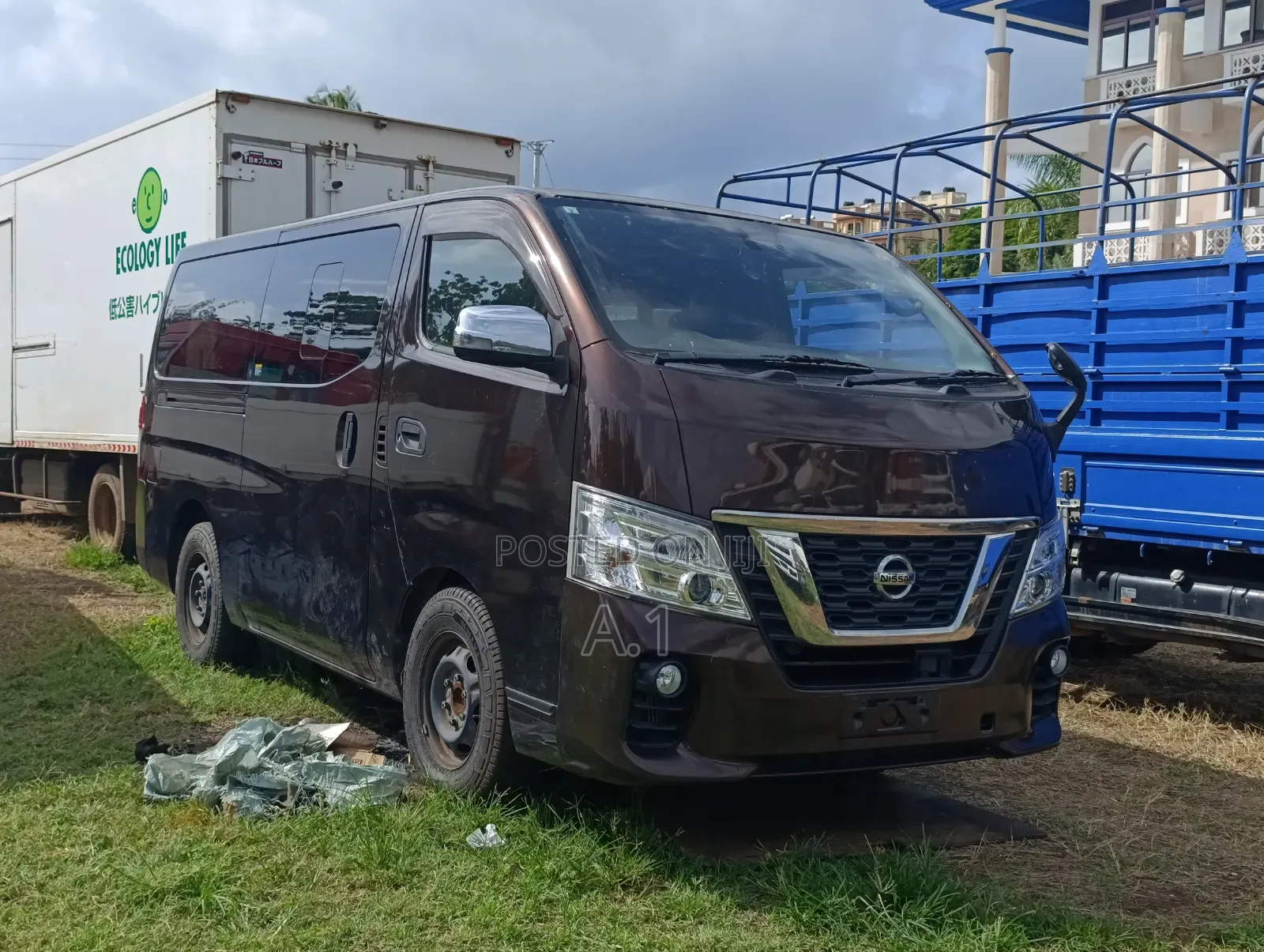 Nissan Caravan (Urvan) 2019 Brown