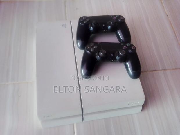 Playstation 4 (Ps4)500gb + Game