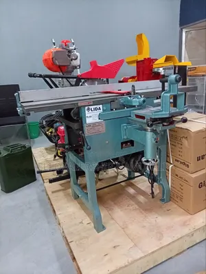 Professional 4-in-1 Woodworking Machine With Planer Saw