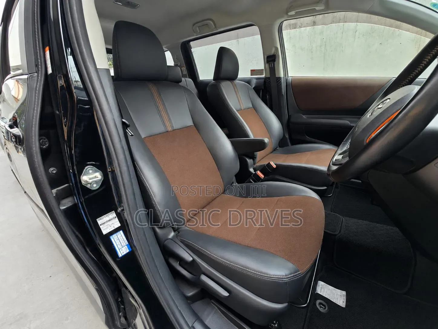 Toyota Sienta 2020 Black