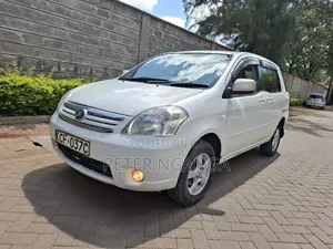Toyota Raum 2008 Off white