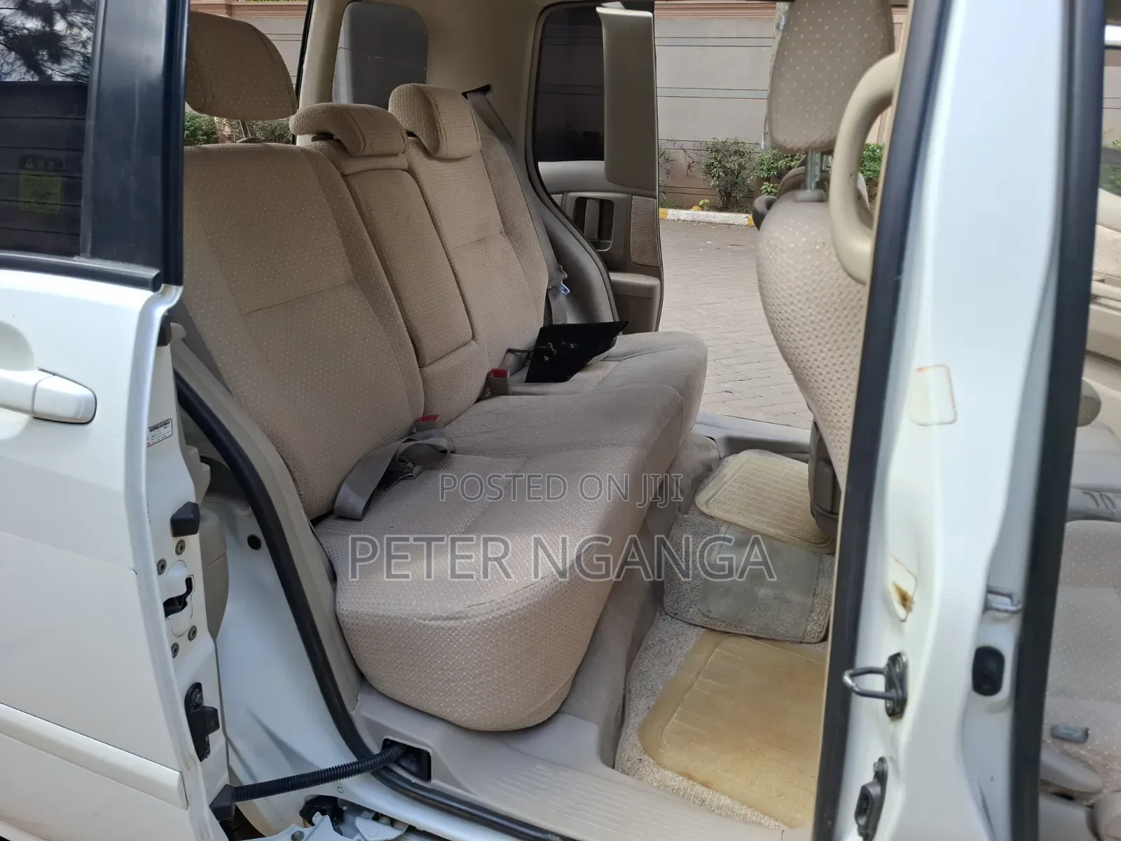 Toyota Raum 2008 Off white