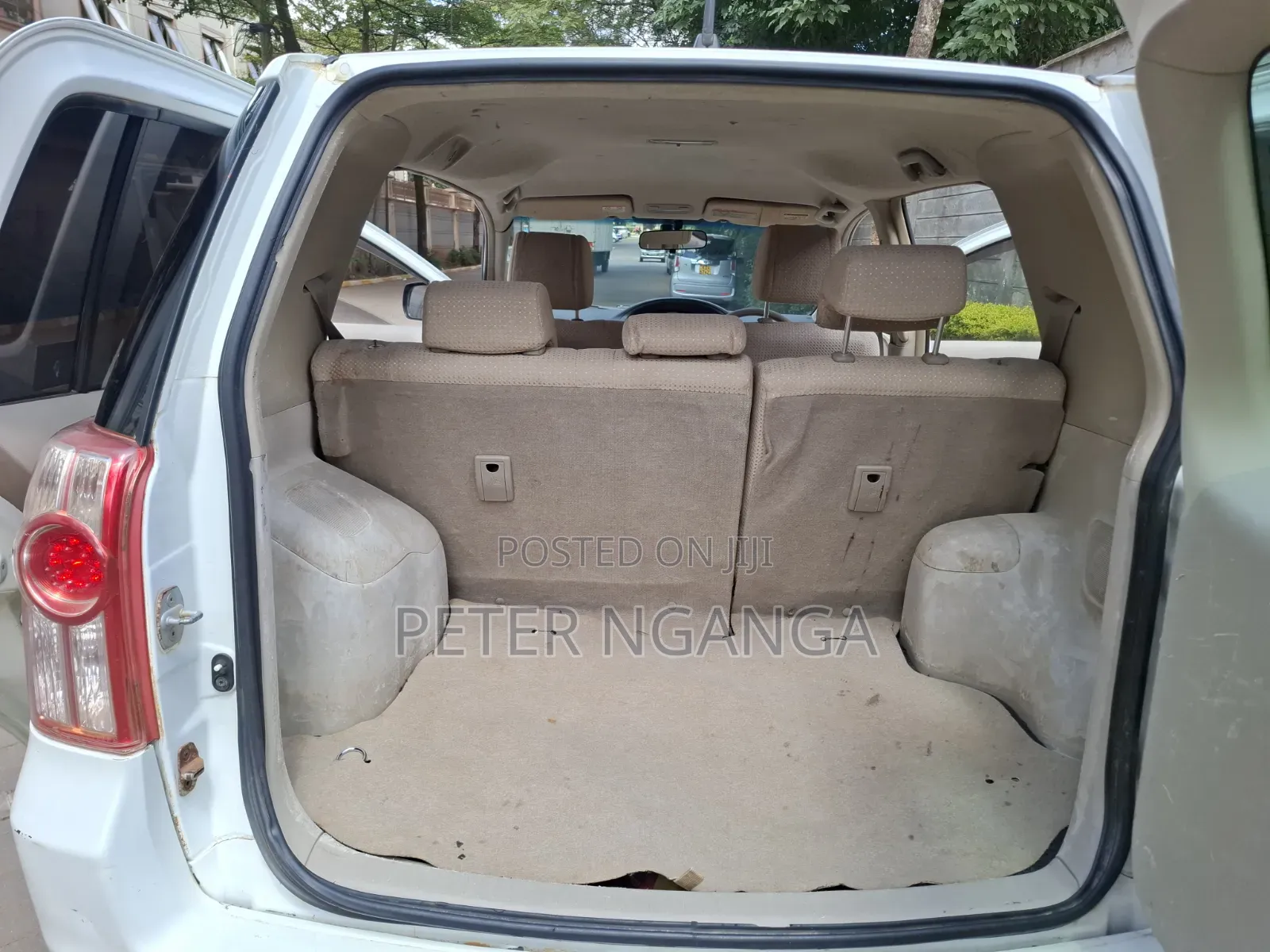 Toyota Raum 2008 Off white