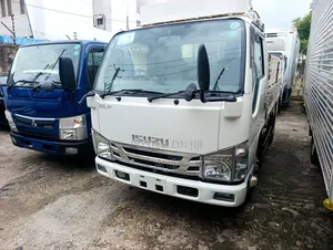 Isuzu Elf 3000 With Reinforced Chasis, Front/ Rear Leaf Springs