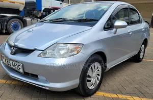 Honda Fit Aria 2005 Silver