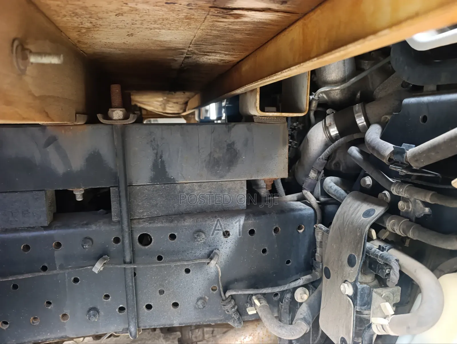 Isuzu Elf 3000 With Reinforced Chasis, Front/ Rear Leaf Springs